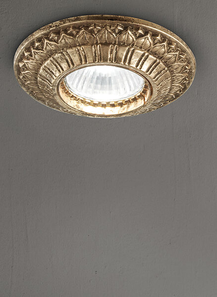 Įleidžiamas lubinis šviestuvas BRASS & SPOTS