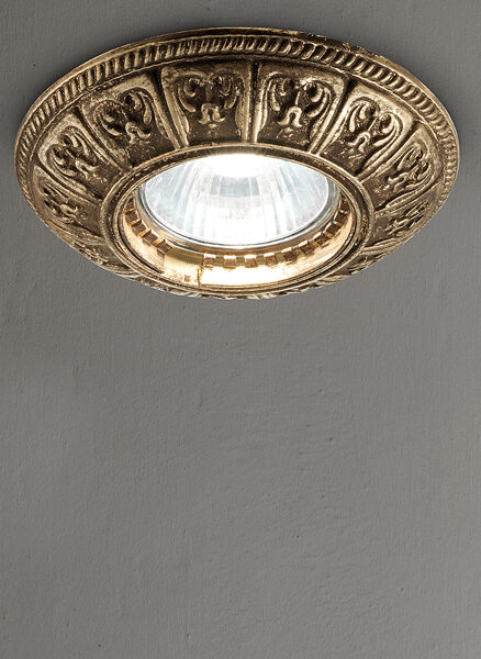 Įleidžiamas lubinis šviestuvas BRASS & SPOTS