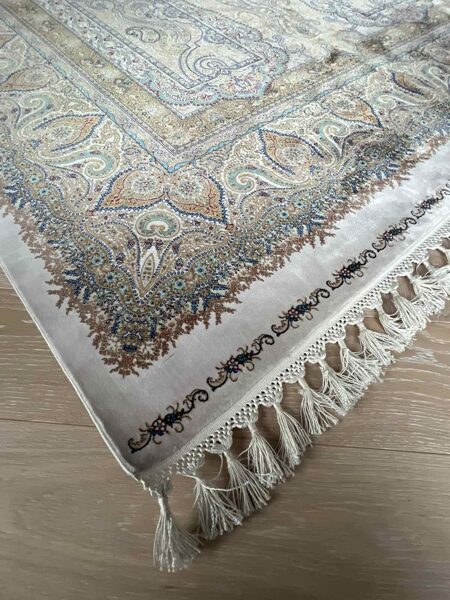 Kilimas MARGAS TAKAS